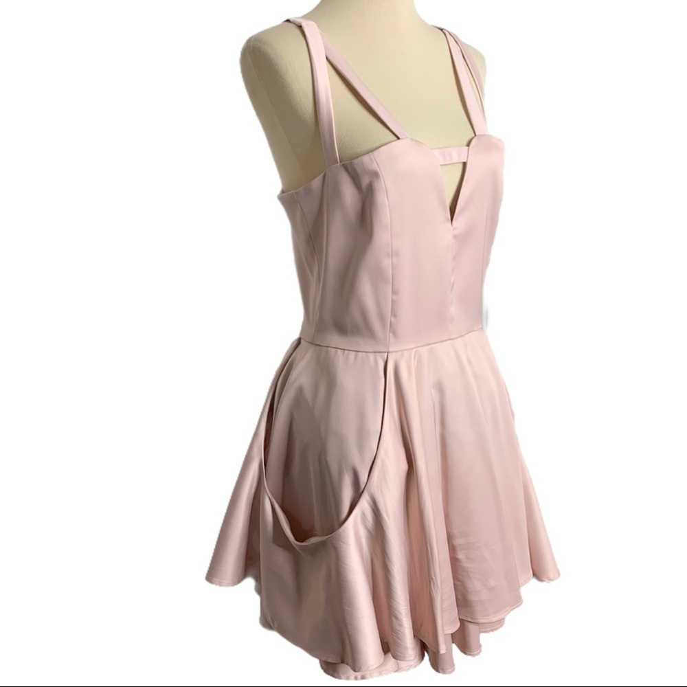 Momo light pink retro satin dress, M
